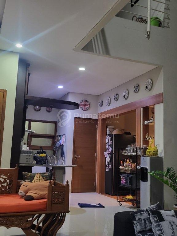 DIJUAL RUMAH MEWAH 2 LANTAI DI KOMPLEK MEKAR WANGI – BANDUNG