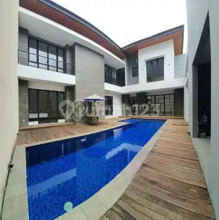 EMERALD COVE - GADING SERPONG BEAUTIFUL & SEXY VILLA FOR SALE