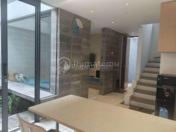 Jual Rumah Villa dengan Income Tinggi Gegerkalong Permai Dekat Setiabudi Bandung