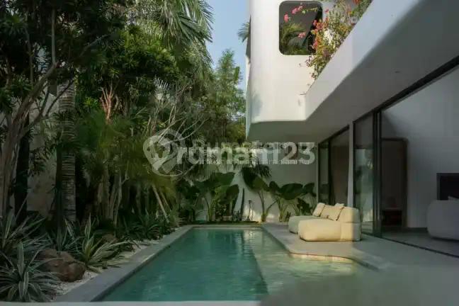 Beautyfull And Luxury Villa For Rent In Brawa Canggu Bali