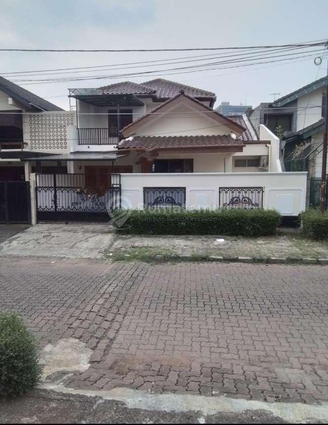 Sewa Rumah Komplek Bisa Kantor di Cilandak, Jakarta Selatan