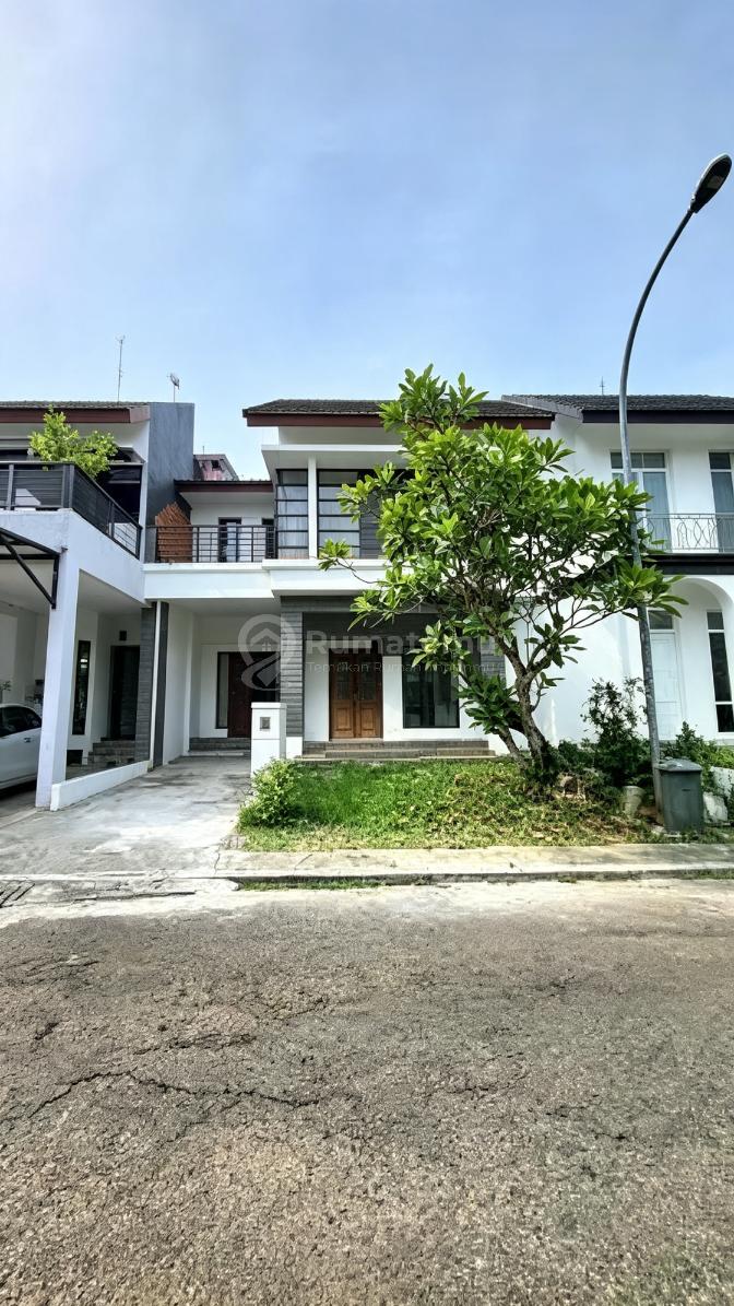 Dijual Rumah Cantik 2 Lantai Emerald Bintaro
