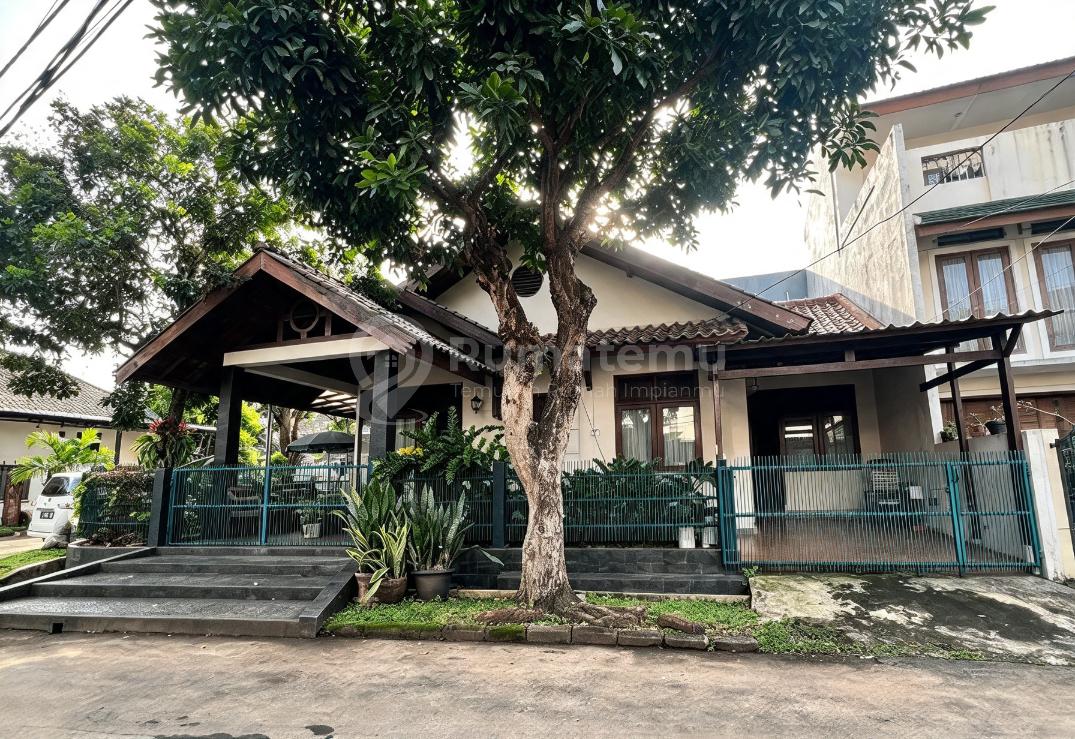 Dijual Rumah Lokasi Strategis Harga Menarik di Bintaro