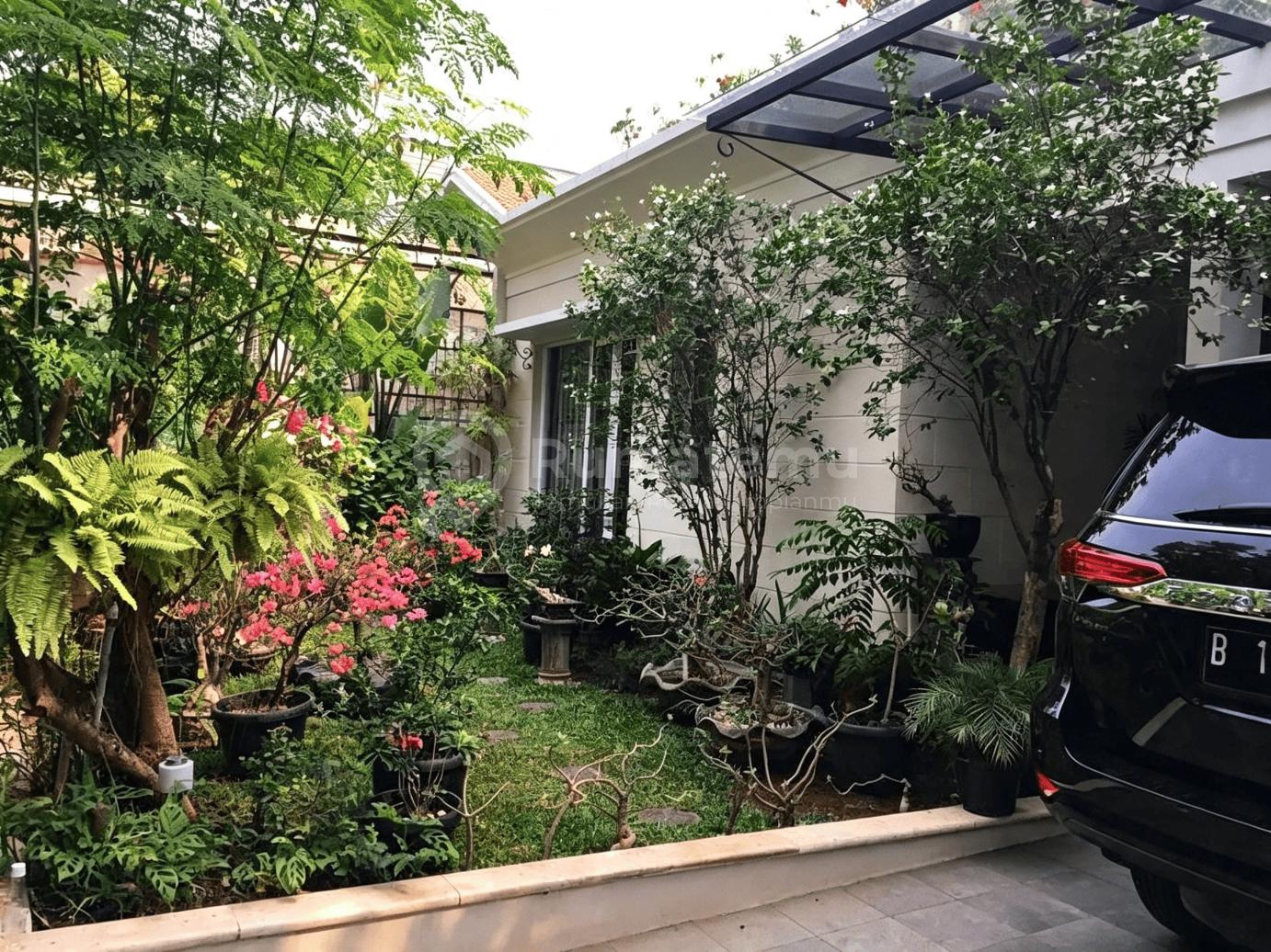 Rumah Mewah Minimalis + Swimming Pool Dijual Di Menteng Jakarta Pusat