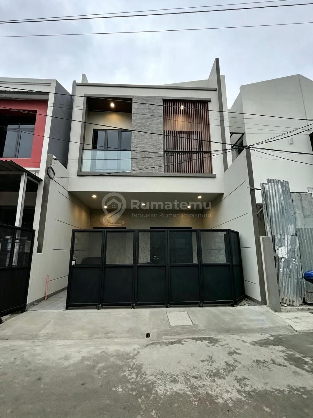 Rumah Baru Modern Minimalis di Rawamangun