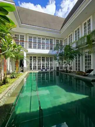 Rumah Bagus dan Mewah Siap Huni di Condet