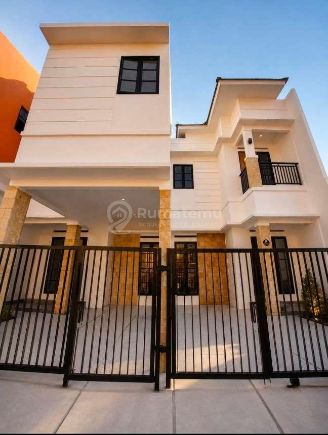Rumah siap huni lokasi strategis dekat ke Bintaro 