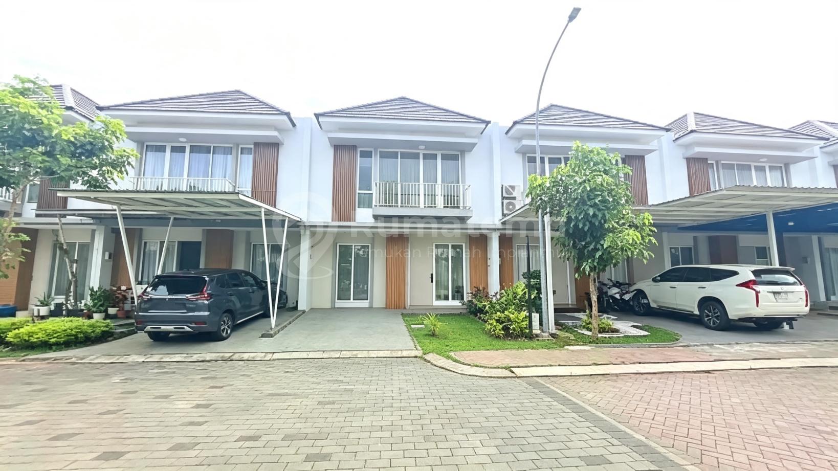 Rumah Baru belum Pernah huni bisa KPR nara Village Gading Serpong