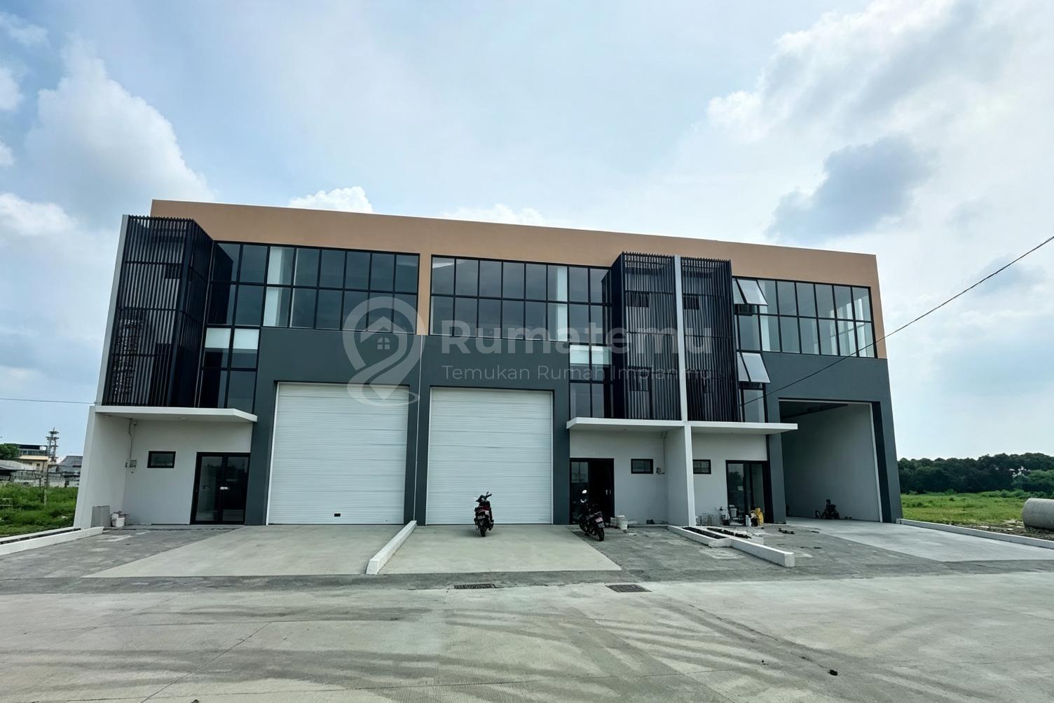 Aero Bizhub Pajang: Pergudangan Strategis Dekat Bandara Soekarno-Hatta, "Type Standar" Rp. 3,7M
