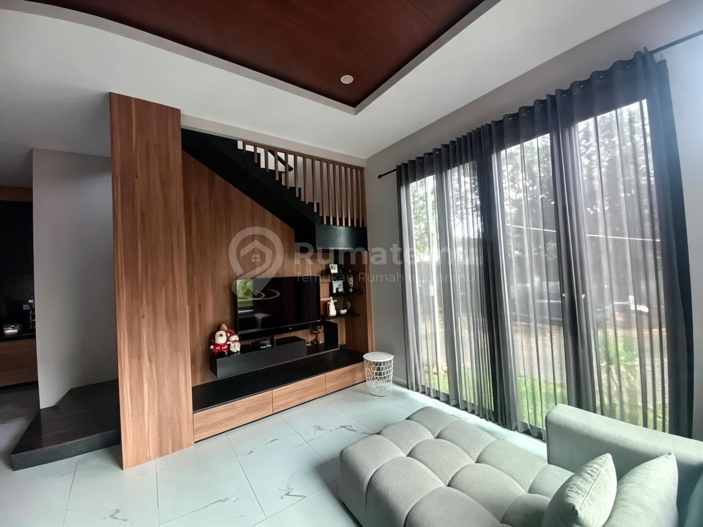 Rumah 2 Lantai Hook Neo Catalonia Furnished