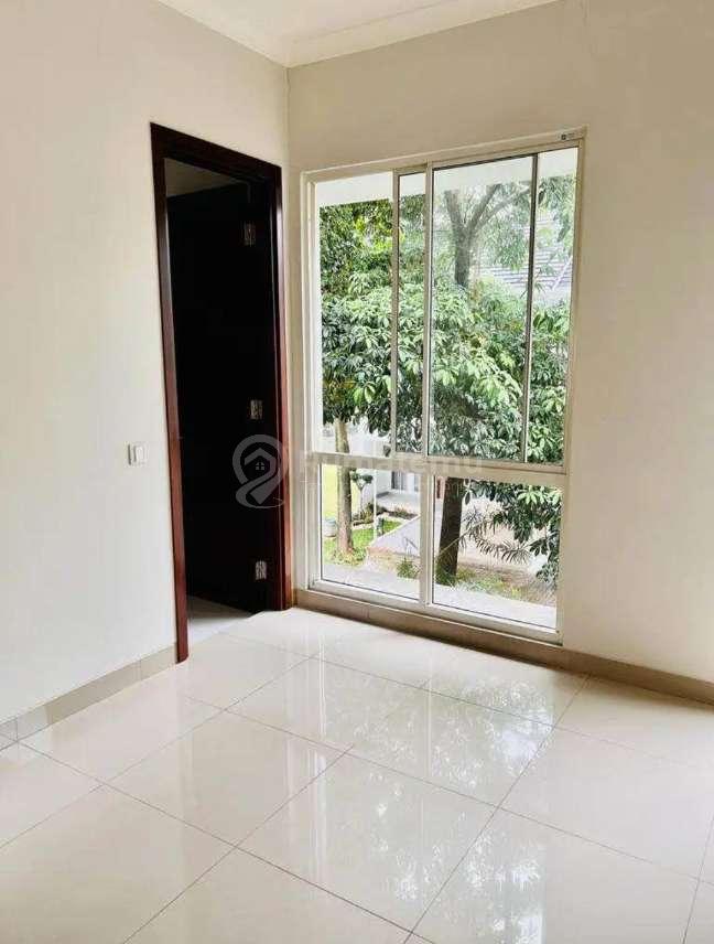 Jual Rumah Baru  di BSD City, The Green, Cluster Royal Blossom 