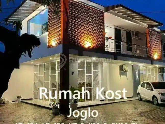 DiJual..  Rumah Kost Bagus 8 Kamar Penuh Hitung Tanah di Joglo, Jakarta Barat.