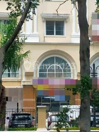 Ruko Komersil 4 Lantai Dalam Kawasan Ruko di Permata Hijau