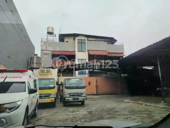 dijual murah tanah dan rumah cocok untuk usaha bengkel / industri di jakarta Timur