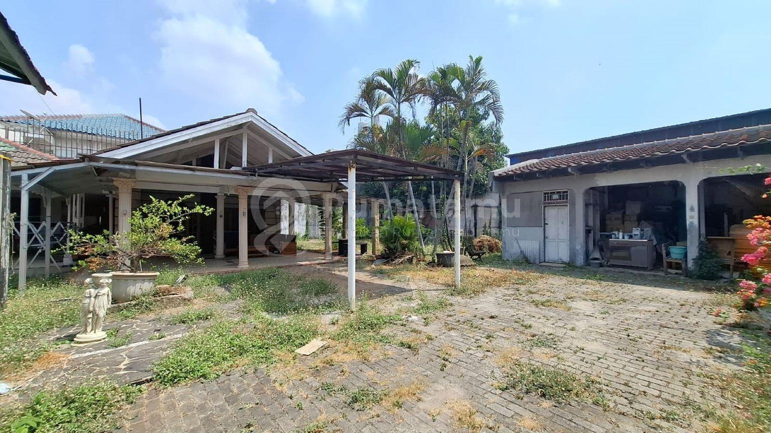 Tanah Bawah NJOP Bonus Bangunan Taman Modern Cakung Jakarta Timur