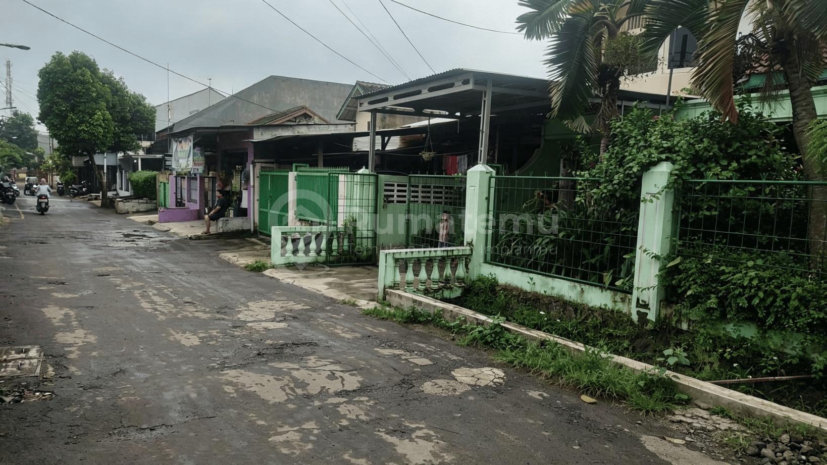 Dijual Rumah Hadap Selatan Komplek Siap huni di Cipayung, Ciputat, Tangerang
