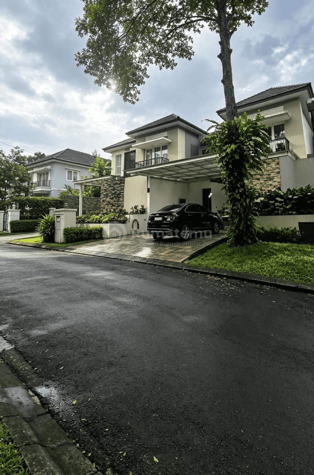 Disewakan Rumah Serenia Hills Regent Jakarta Selatan
