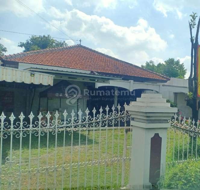 Rumah lokasi super strategis 