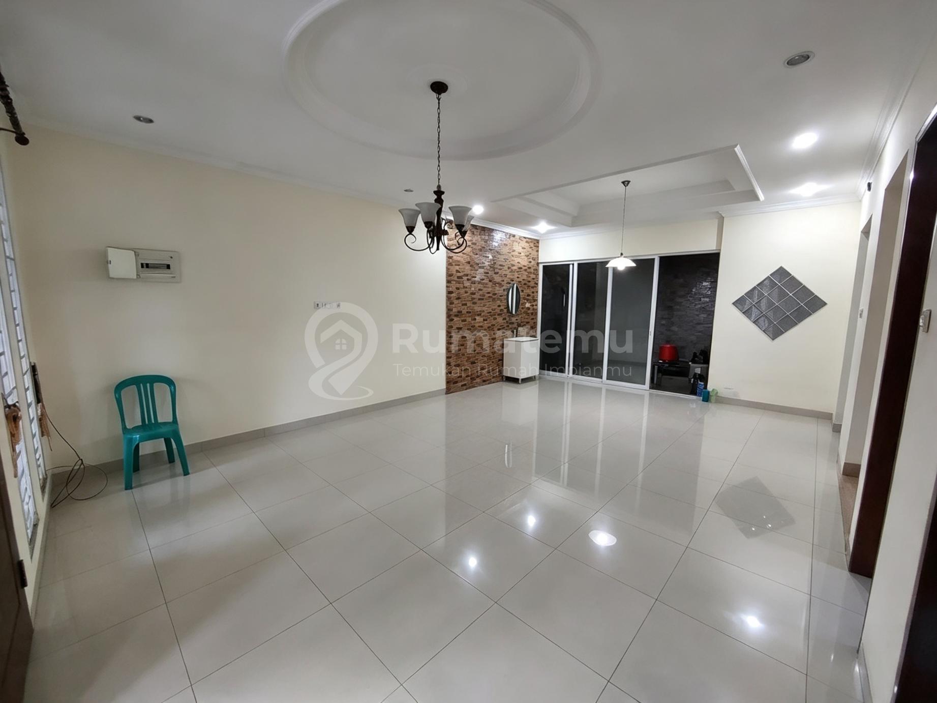 Disewakan Rumah 2 Lantai Siap Huni di Bellyra Pagangsaan Kelapa Gading