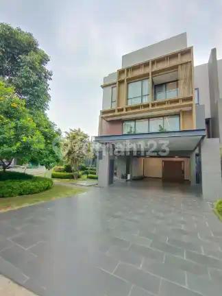 Rumah Baru di Cluster Enchante BSD City, ada kolam renang, lokasii strategis seberangan dengan tresor, zora, blizfield, dekat IPEKA BSD