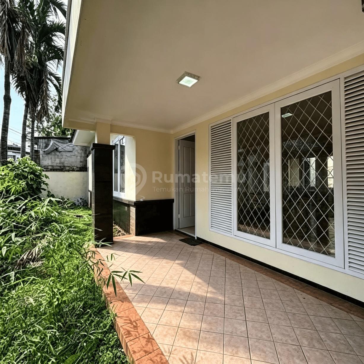 Disewakan rumah bisa untuk kantor di Cipete Selatan, Jakarta Selatan