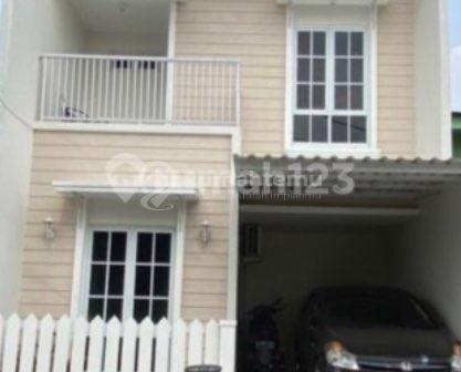 Dijual Rumah Bagus di Bukit Dago 2 Lantai