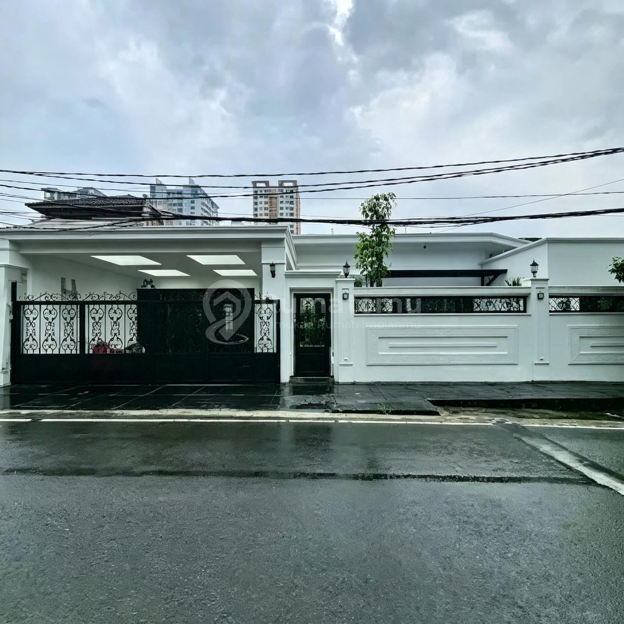 Rumah Baru Pondok Labu Cilandak Jakarta Selatan.harga 15 Miliar