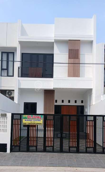 Rumah Baru Siap Huni 2 Lantai - Billy Moon ( Area Pondok Kelapa / Duren Sawit )