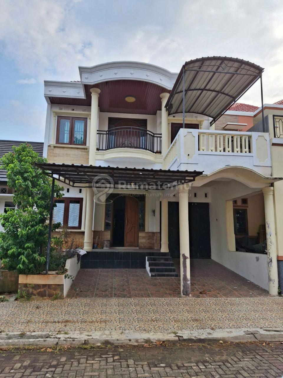 Dijual Rumah 2 Lantai Lokasi Perum Taman Bunga BSB Semarang