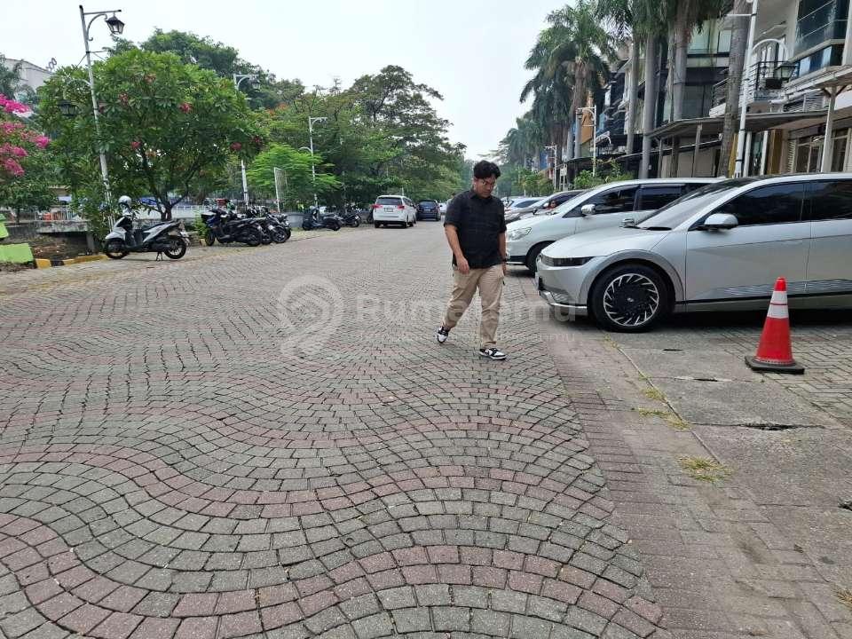 Jual Komplek Ruko Gading Batavia, Kelapa Gading Barat, Jakarta Utara 