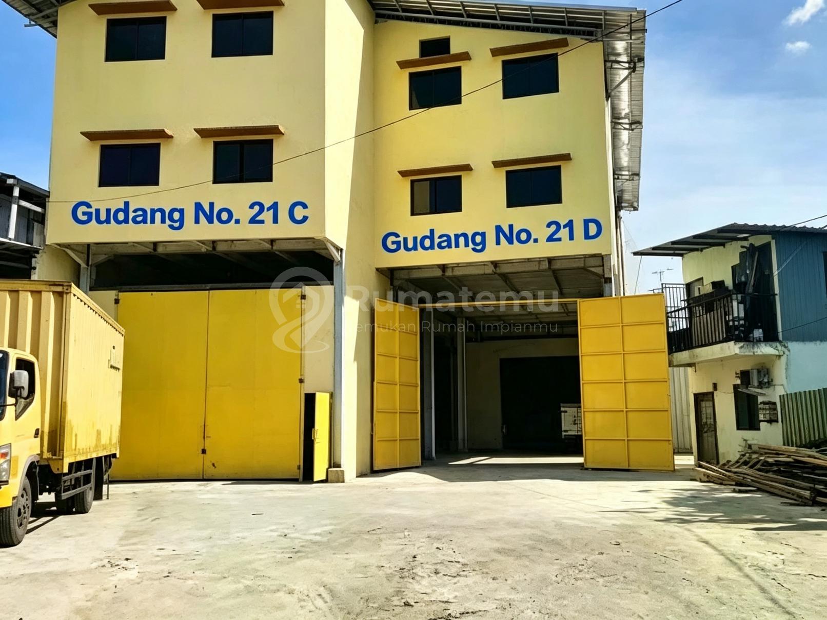 Disewakan 2 Unit Gudang Baru ( Brand New ) Gandeng Siap Huni di Daerah Raya Daan Mogot, Cengkareng, Jakarta Barat.