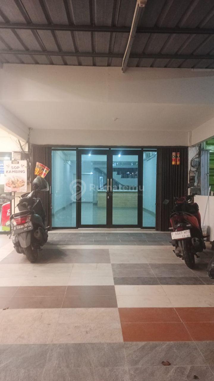 Disewakan Ruko Jl.Bolevard 