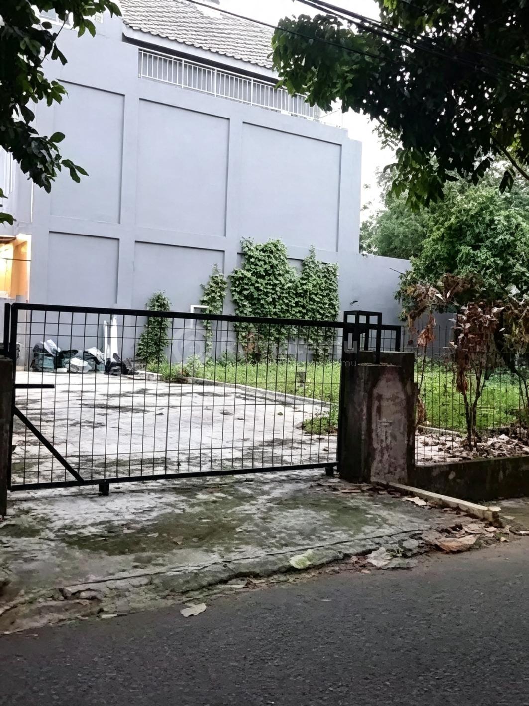 Kavling Hook Strategis Siap Bangun di Cilandak Jakarta Selatan