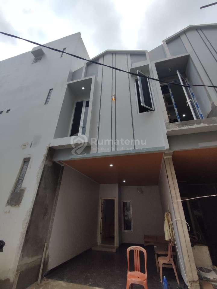 Rumah modern siap huni 2 lantai di percetakan negara XI seberang BPOM jakarta pusat