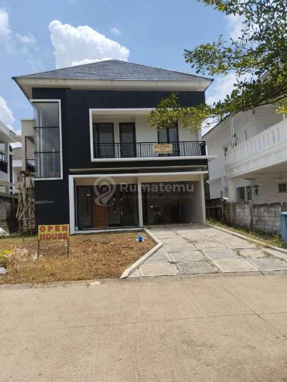 Rumah Siap Huni Cluster Depan Sentul City, Dekat ke Ah Poong