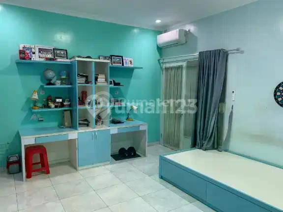 Rumah 2 Lantai Cantik Full Furnished Row Jalan Luas Catalina Gading Serpong