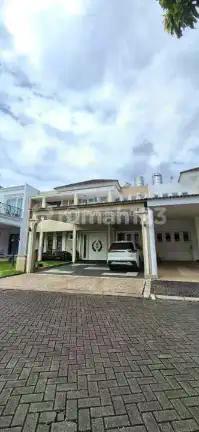Rumah Di Cluster Exclusive De Park Bsd City Luas Tanah 300, Luas Bangunan 490