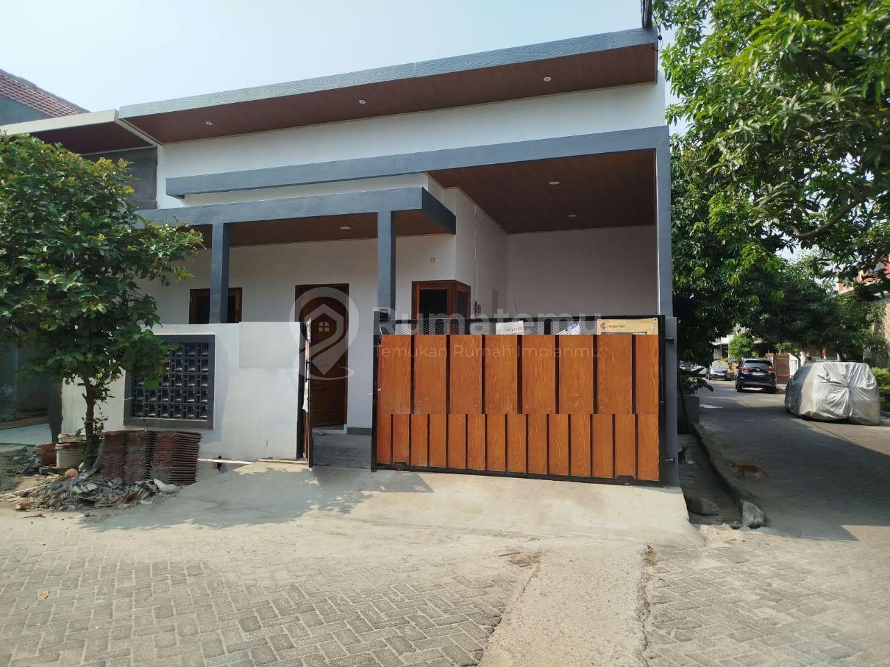 Rumah baru jadi perum Taman harapan baru bekasi barat
