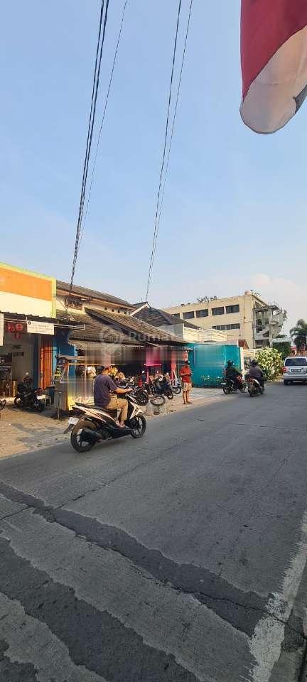 Dijual ruko Pinggir jalan utama di area Serua, Ciputat, Tangerang Selatan, Banten