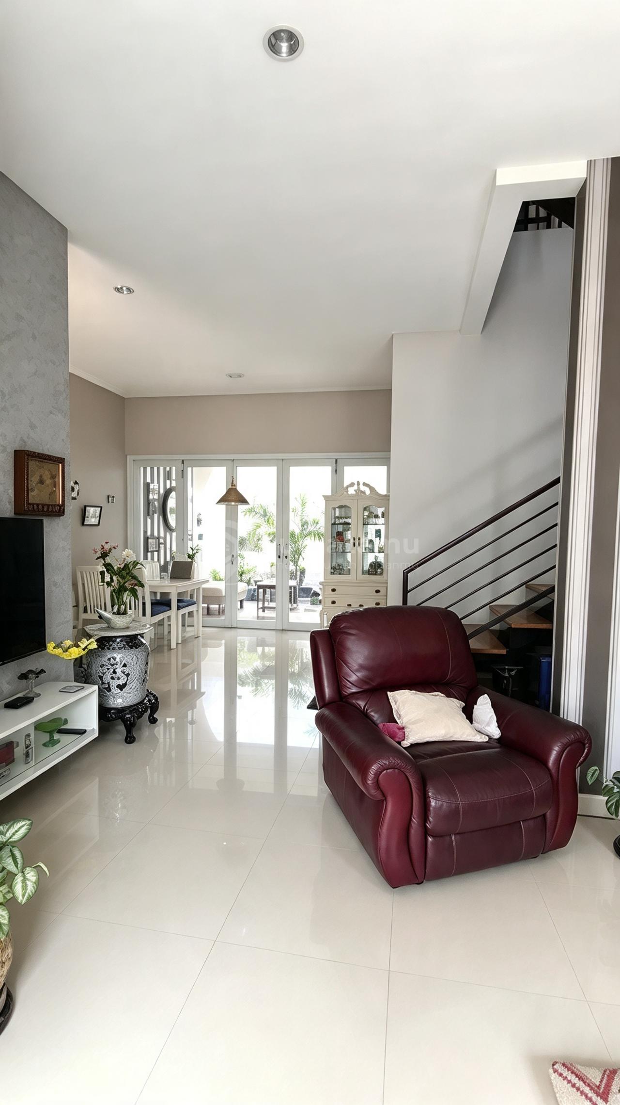 Dijual Rumah Bagus di Kencana Loka BSD Lokasi Strategis