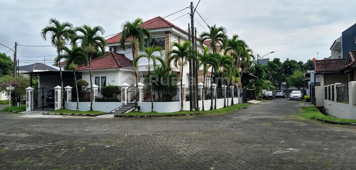 Siap Huni, Rumah, 2 Lantai, SHM, bisa KPR