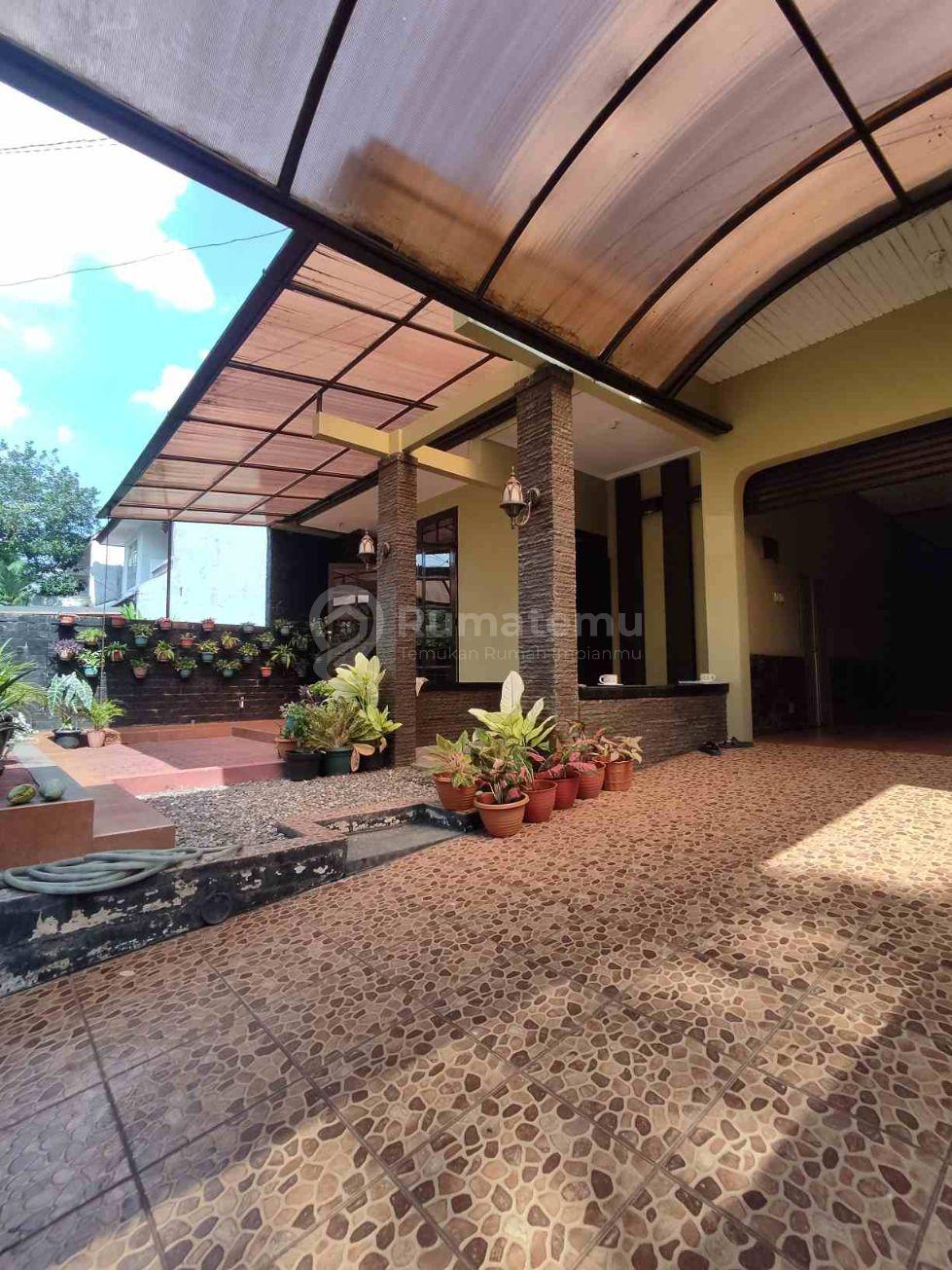 Dijual rumah 2 lantai di Cirendeu permai 5 menit ke MRT Lebak bulus, Tangerang selatan