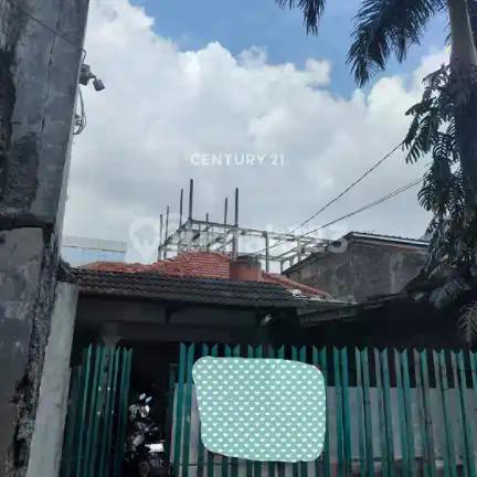Dijual Rumah Strategis Harga Menarik di Kebayoran Lama Selatan