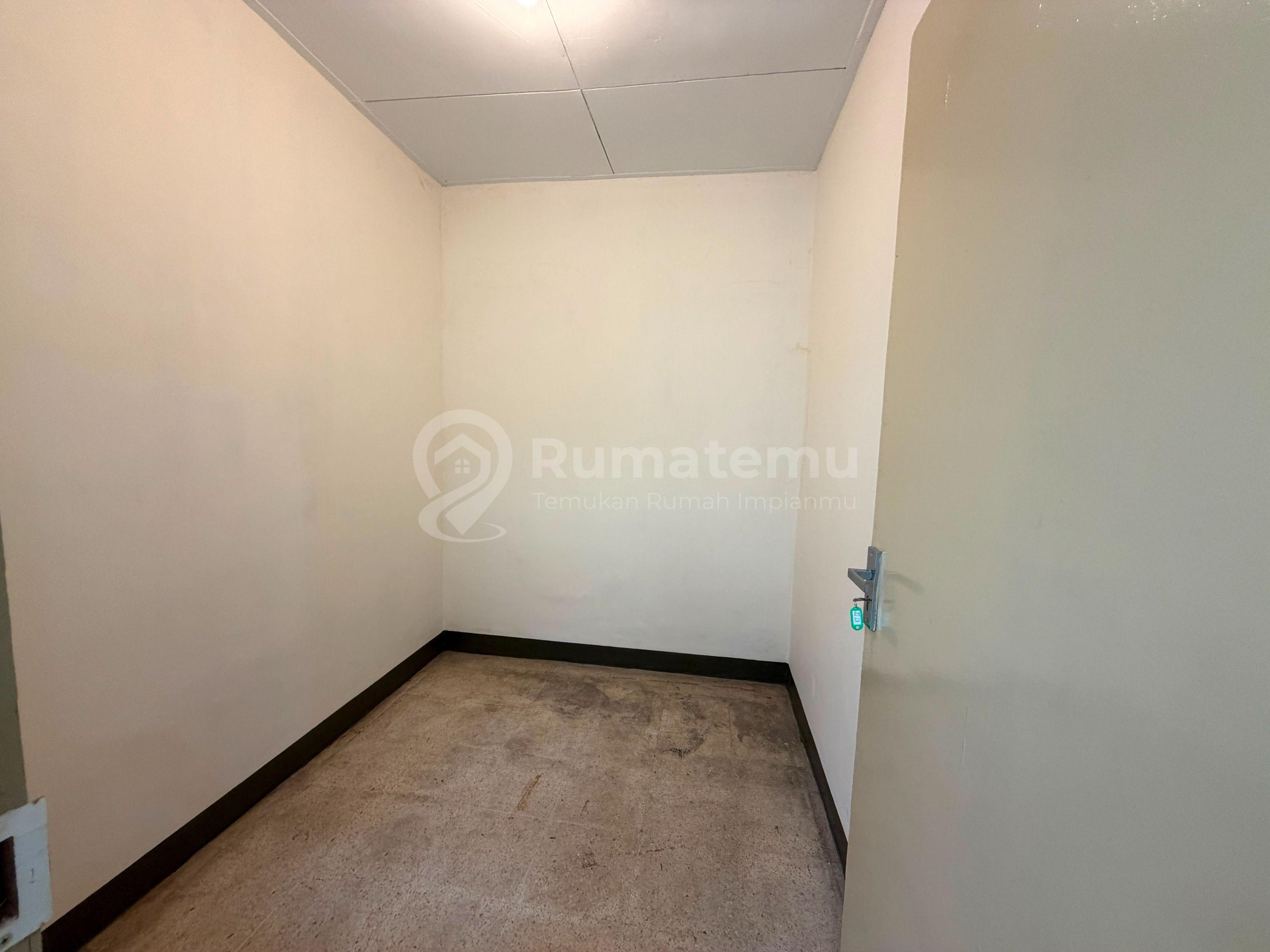DI JUAL RUMAH KOMPLEK DIAN PERMAI BANDUNG