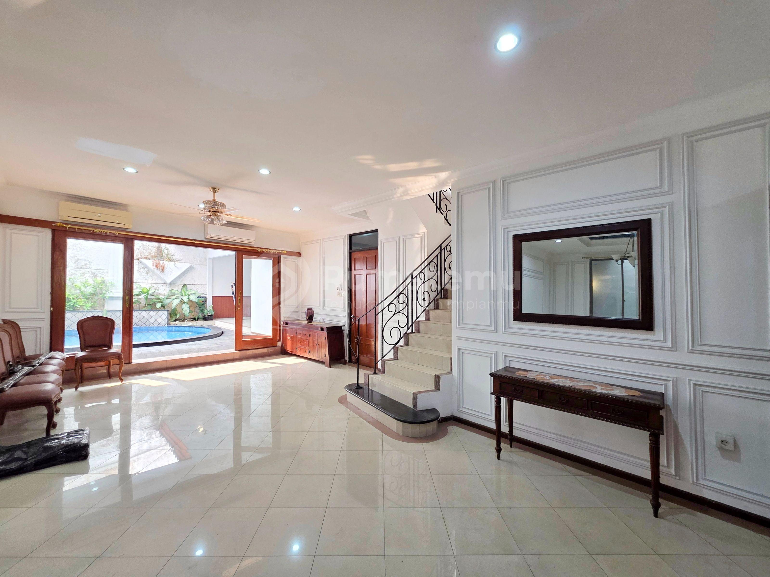 Rumah Pondok Indah Premium Area Dalam Cluster