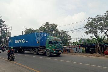 Gudang/Workshop Siap Pakai, Plafon Tinggi, Lwt Kont.40ft di Narogong. 20749