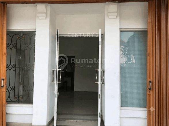 Ruko Strategis di Kelapa Gading – 3,5 Lantai, LB 201 m², Listrik 7.700 Watt