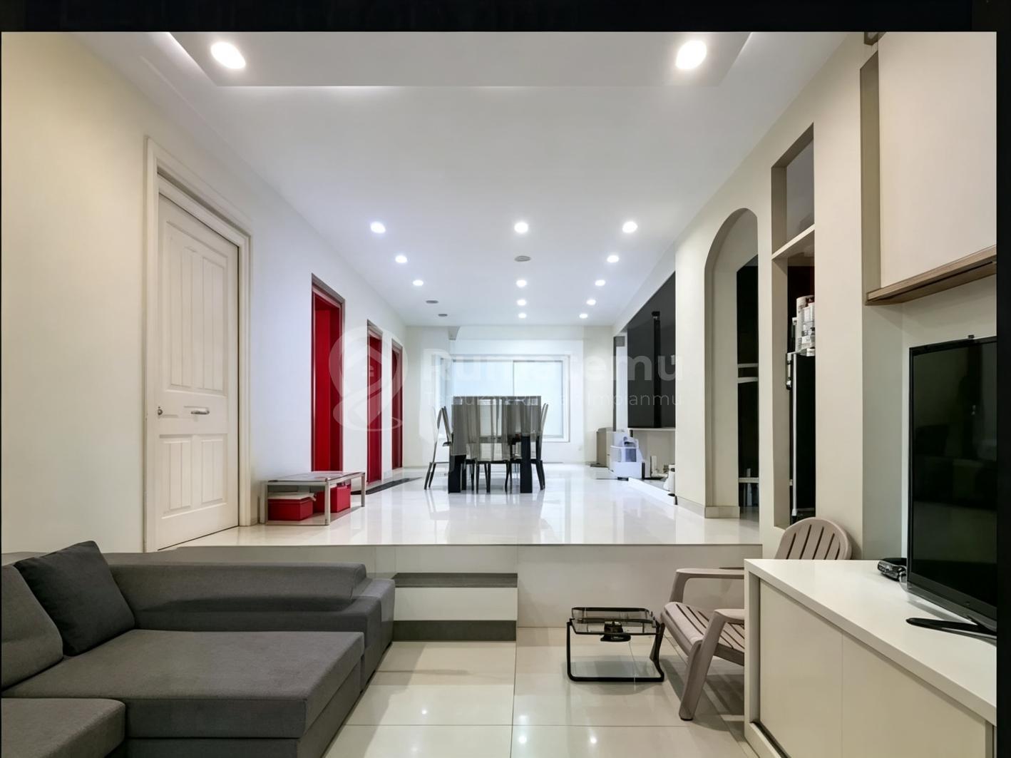 Puri Media [Rumah] : 3 Lantai Siap Huni-Desain Modern Minimalis