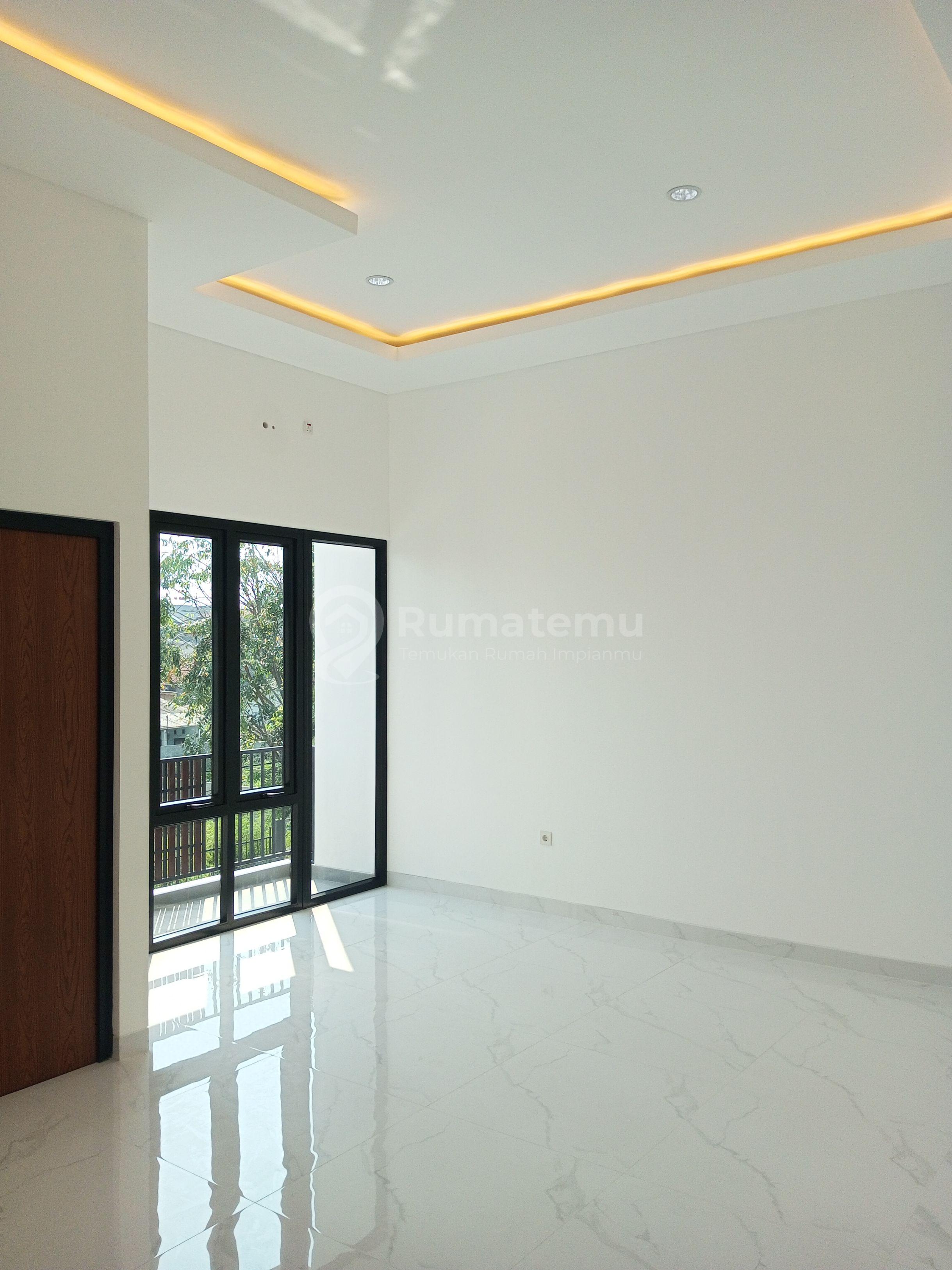 Dijual Rumah Baru Di Pondok Kelapa Jakarta Timur