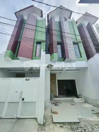 Rumah Baru Siap Huni di Utan Kayu Jakarta Timur